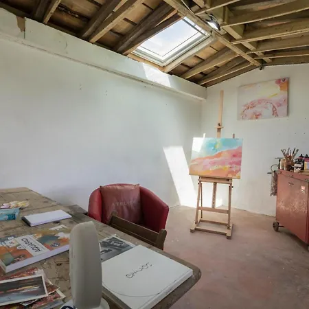 Atelier De La Mandille *